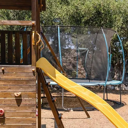 Gaia - Traditional Stone Holiday home Rozia