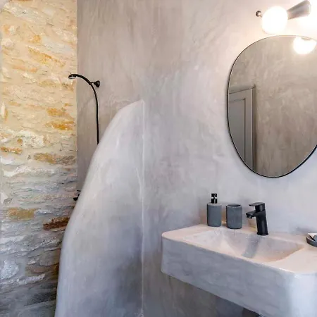 Gaia - Traditional Stone * Rozia